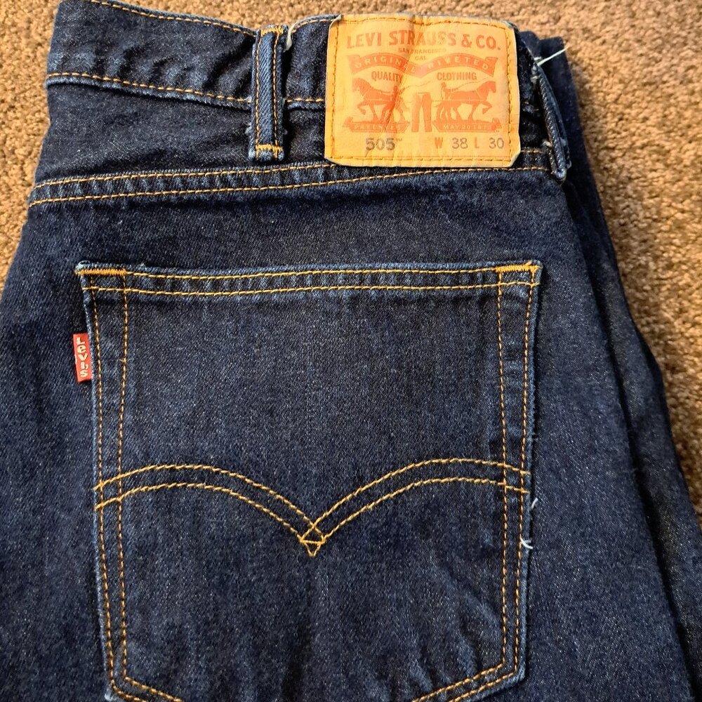 Levi's Men's 505 Regular Straight Fit Blue Denim Jeans - Picture 11 of 11